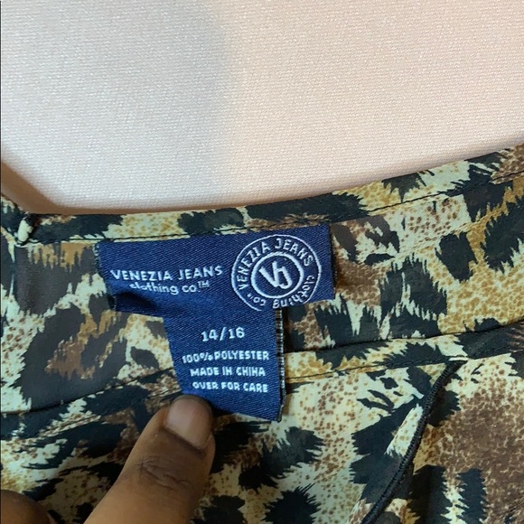 SHEER CHEETAH PRINT TOP!! - Picture 4 of 6